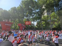 49岁跑了48次马拉松长春选手：用跑步感受大自然